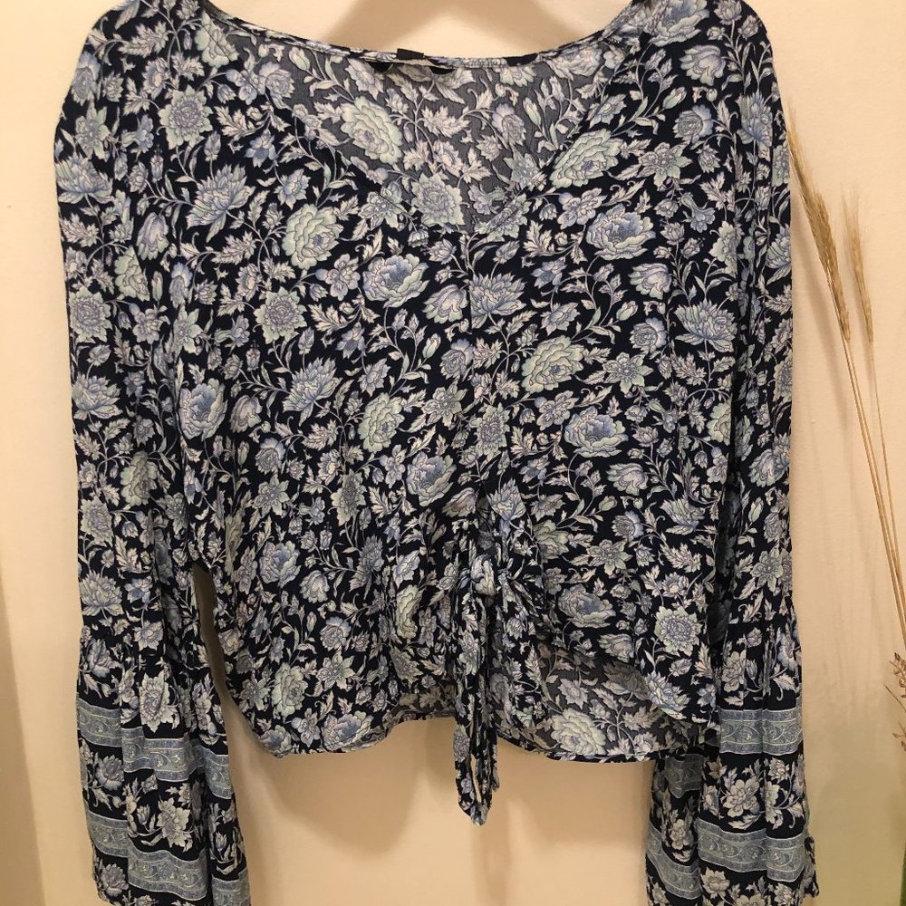 American Eagle Top